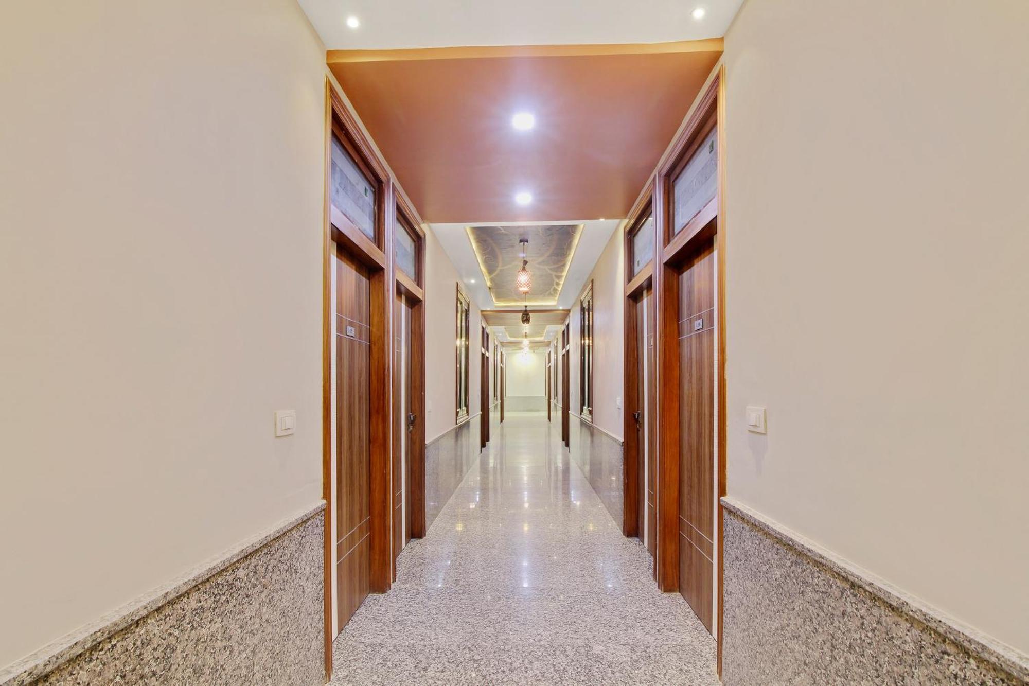 Hotel O Royal Guest House Ludhiana Exterior photo